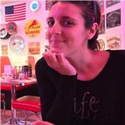 Laureata magistrale in Psicologia dello sviluppo e abilitata all'insegnamento di Filosofia e scienze umane per sc secondaria II gr